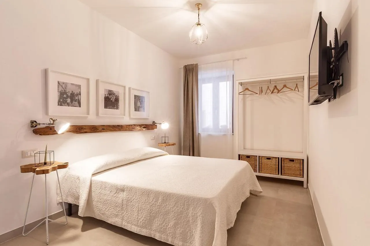 Elune B&B Baunei